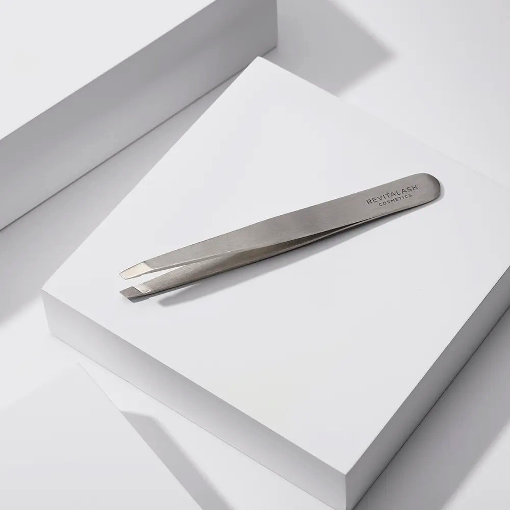 RevitaLash Precision Tweezer